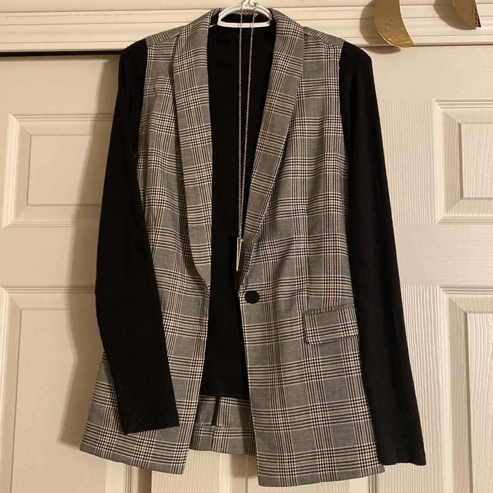 Maurices plaid vest